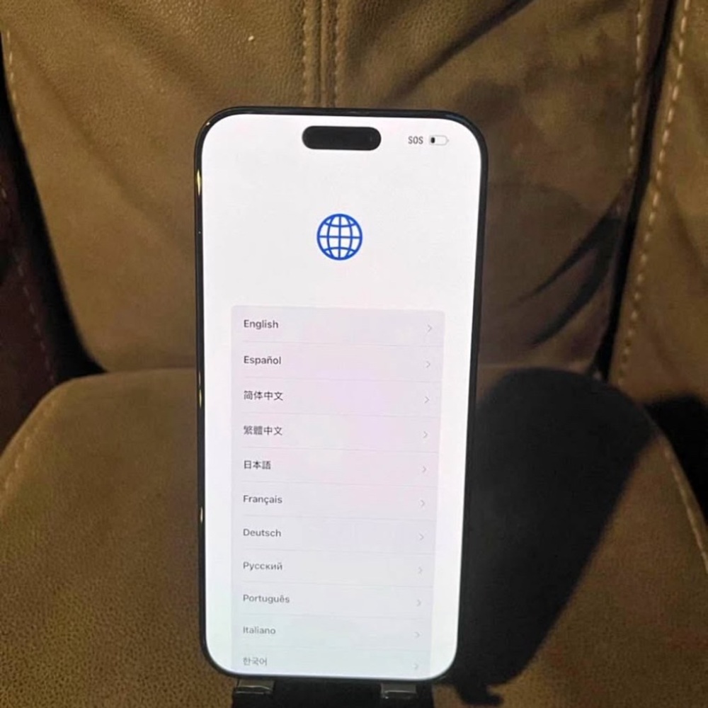 Black Smartphone with Sleek Design